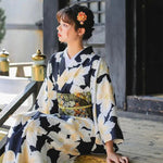 Charger l&#39;image dans la galerie, Kimono Motif Japonais Femme &#39;Tengu&#39;
