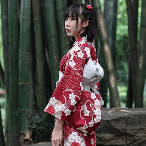 Kimono Traditionnel Femme 'Showa-Shinzan'