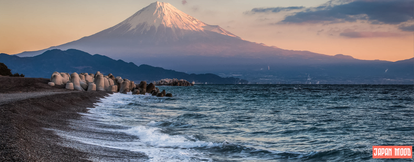 Les phares du Japon : Gardiens des côtes et témoins de l'histoire
