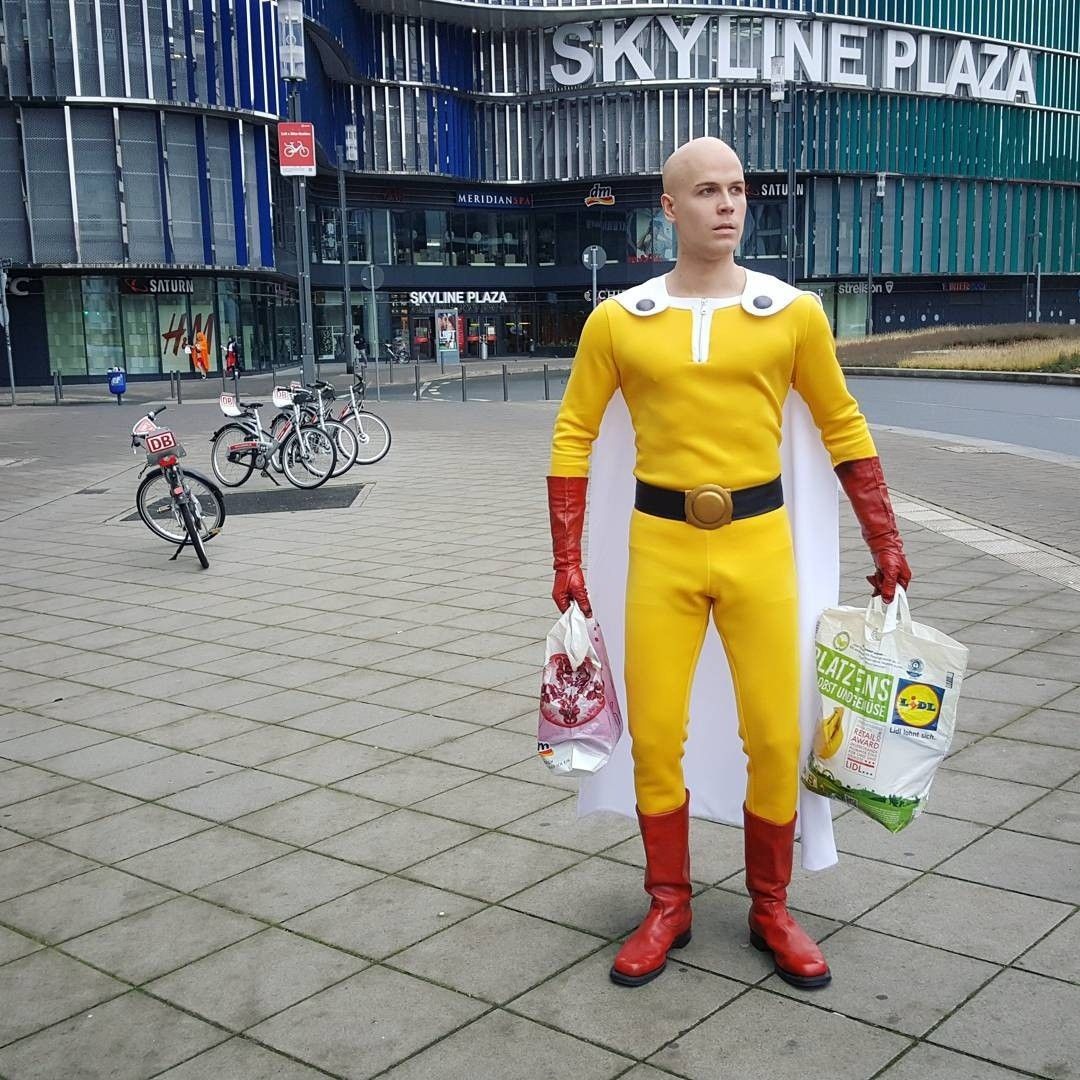 Cosplay Saitama One Punch Man