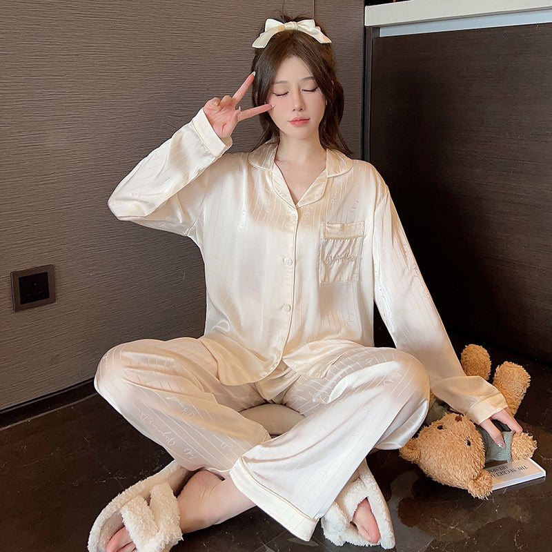 Pyjama Japonais en Soie Blanc Cassé