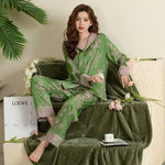 Charger l&#39;image dans la galerie, Pyjama Japonais en Soie Vert
