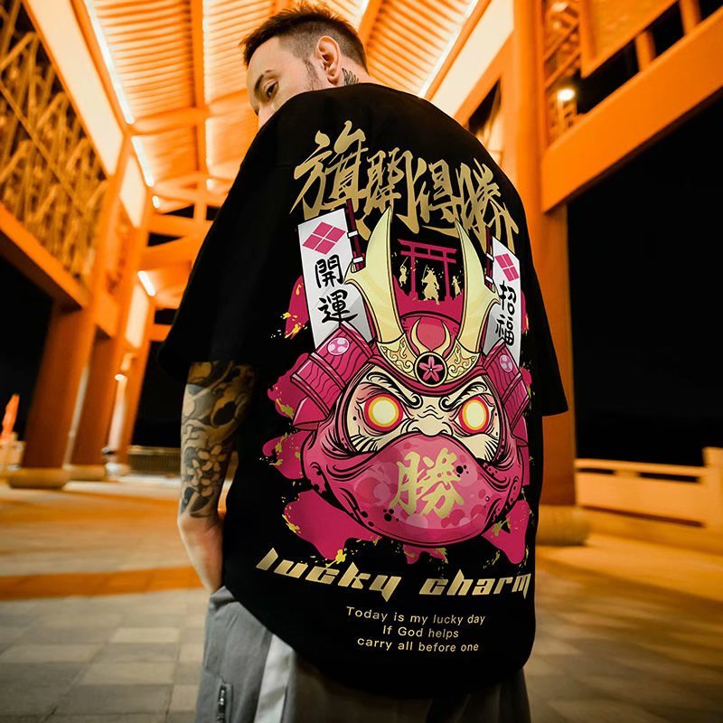 T-shirt Japonais Daruma 'Lucky Charm'